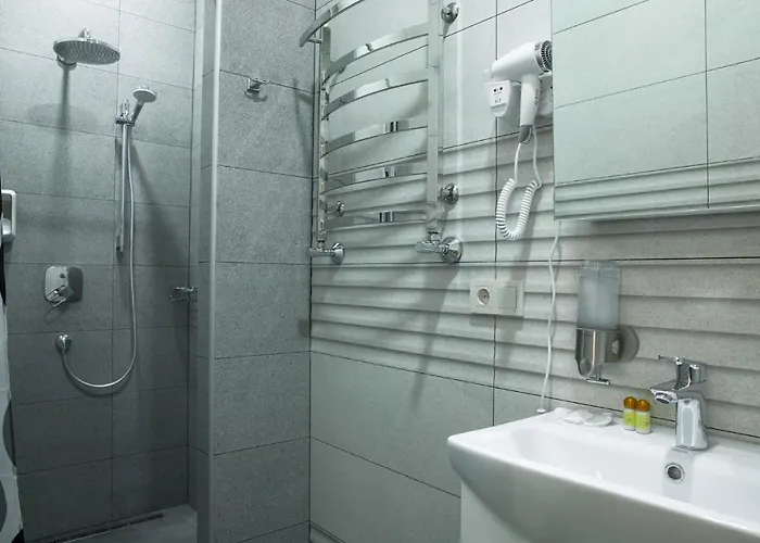 Mini Barvy Lvova On Hnatyuka St. Lägenhetshotell Lviv