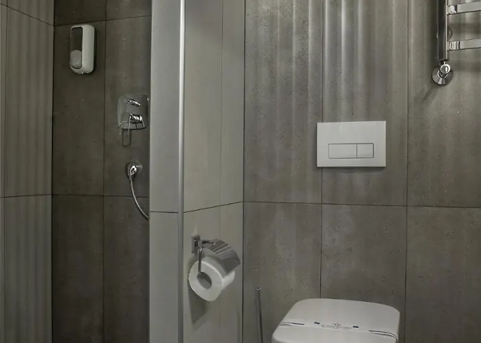 Lägenhetshotell Mini Barvy Lvova On Hnatyuka St. Lviv