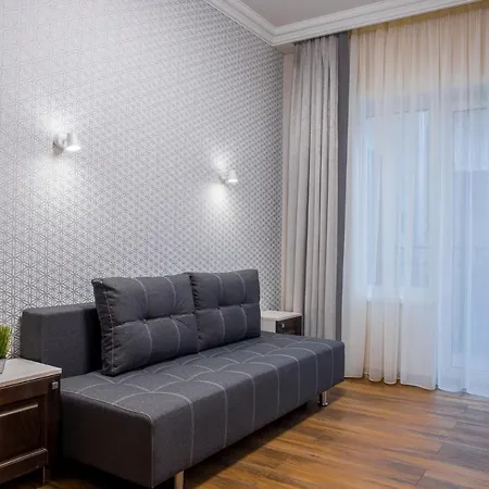 Mini Barvy Lvova On Hnatyuka St. 아파트호텔 3*