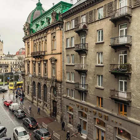 Mini Barvy Lvova On Hnatyuka St.