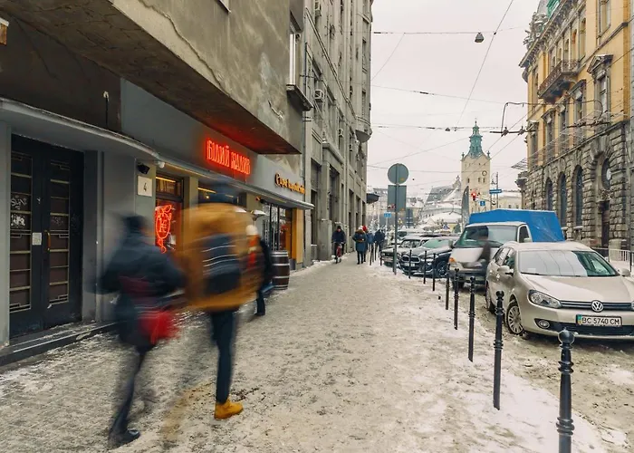 Mini Barvy Lvova On Hnatyuka St.